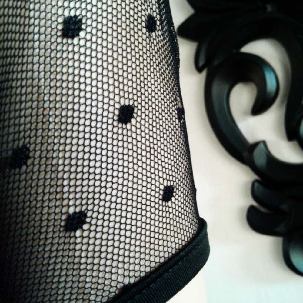 Sleeveless Mesh Midi Bat Dress - Picture 5 of 8